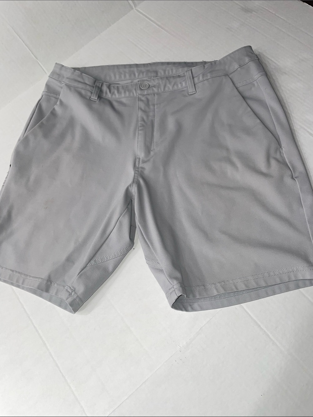 BYLT Basics Light Gray Performance Hybrid Men’s Shorts Size 34